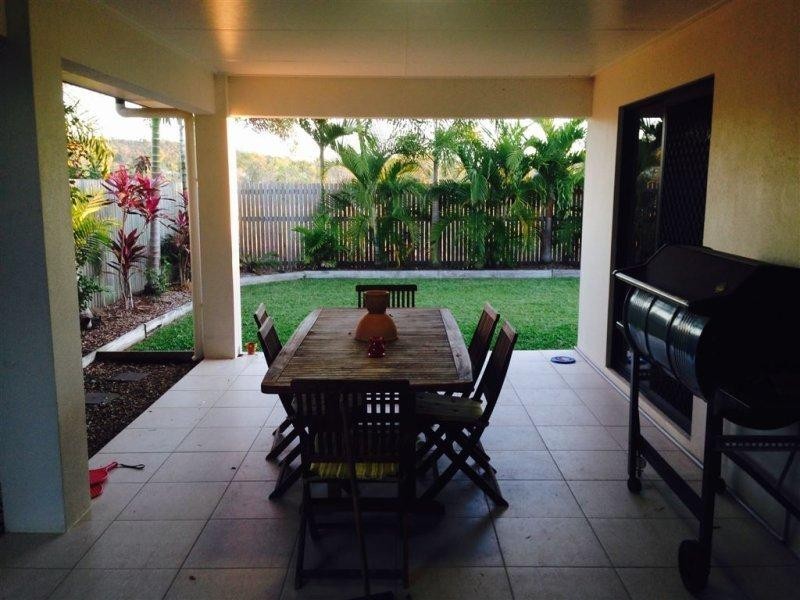 7 Littabella Place, Bushland Beach QLD 4818