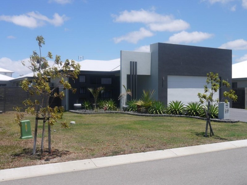 65 Daydream Circuit, Burdell QLD 4818