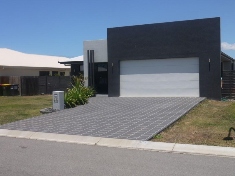 65 Daydream Circuit, Burdell QLD 4818