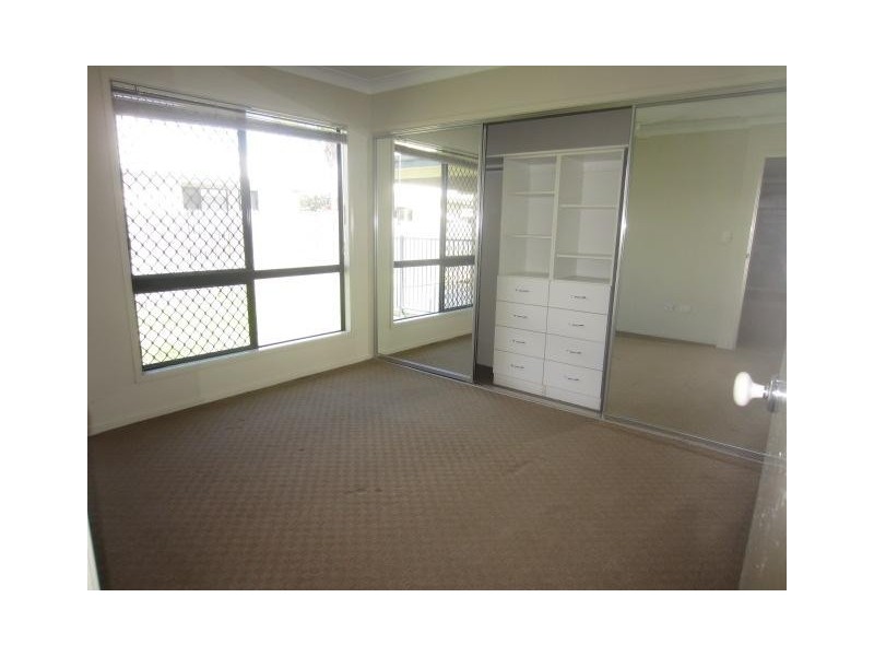 7 Eton Court, Burdell QLD 4818