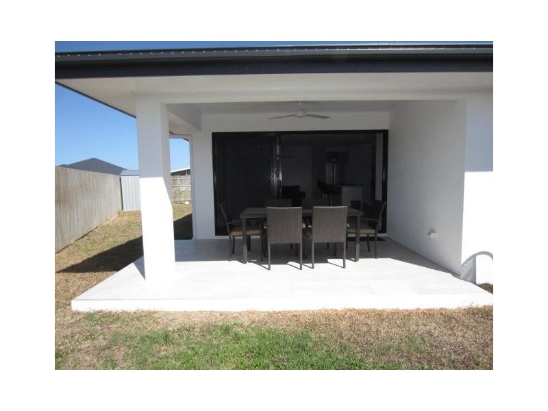 6 Aldrin Street, Burdell QLD 4818