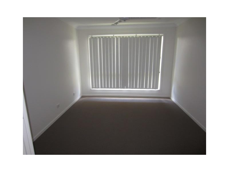 20 Hollanders Crescent, Kelso QLD 4815