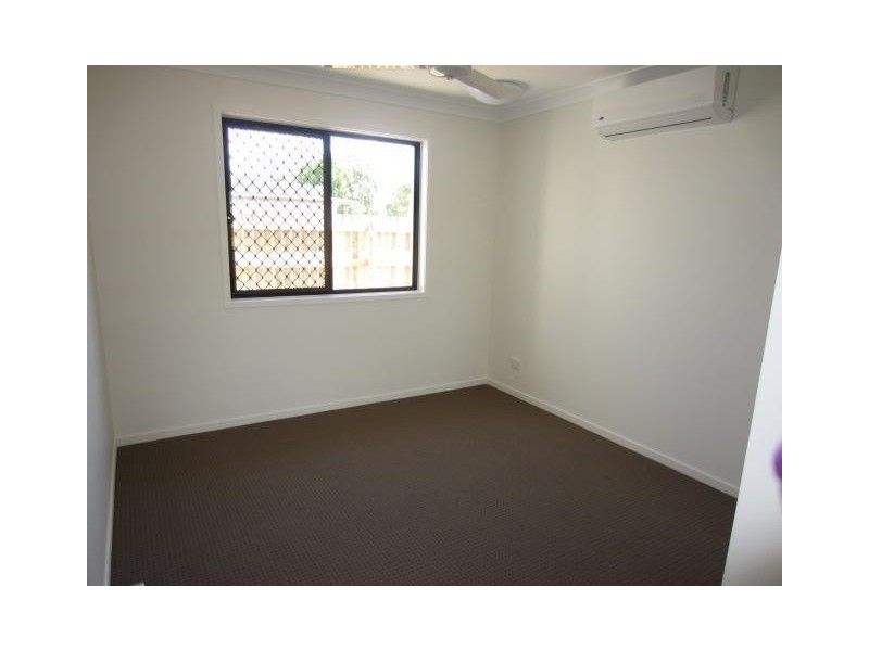 20 Hollanders Crescent, Kelso QLD 4815