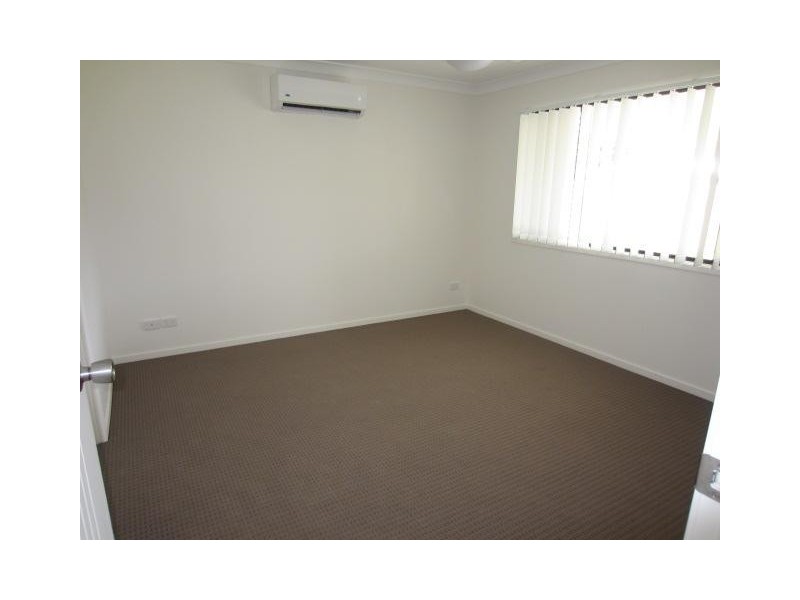 26 Hollanders Crescent, Kelso QLD 4815