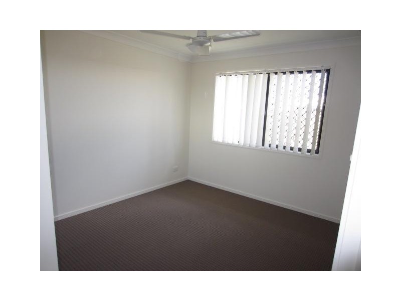 26 Hollanders Crescent, Kelso QLD 4815