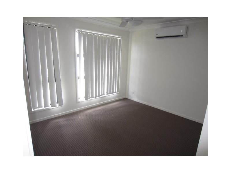 26 Hollanders Crescent, Kelso QLD 4815