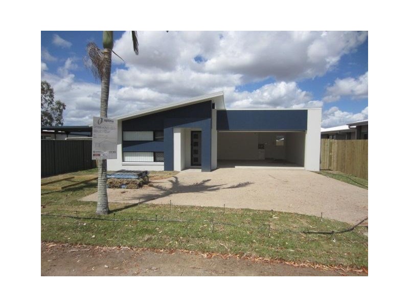 1593 Riverway Drive, Kelso QLD 4815