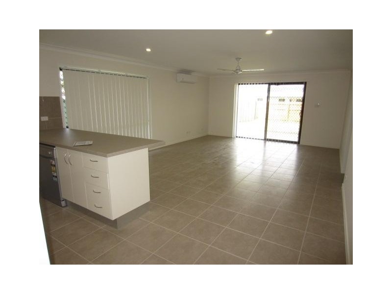 1593 Riverway Drive, Kelso QLD 4815