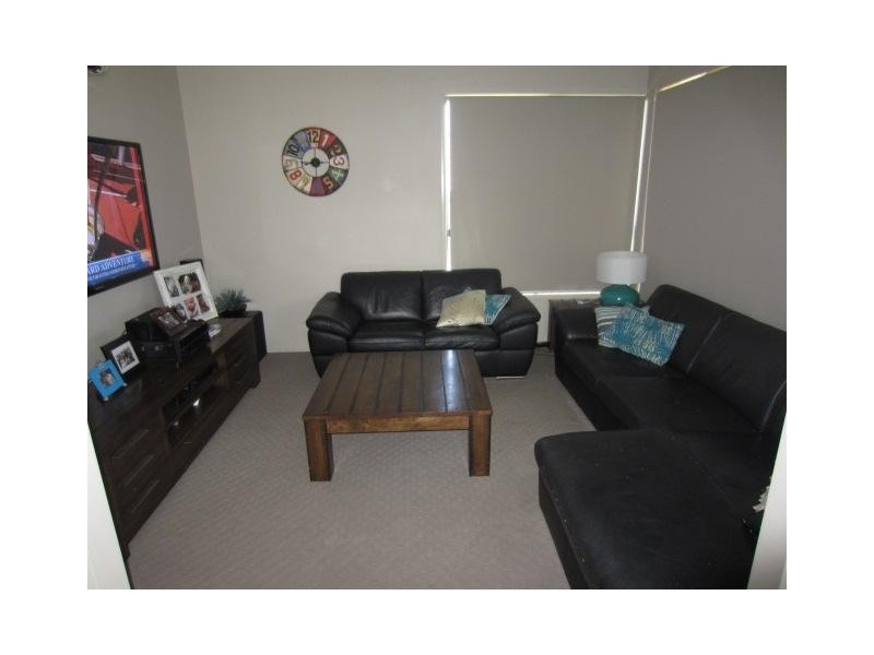 37 Bilbao Place, Bushland Beach QLD 4818