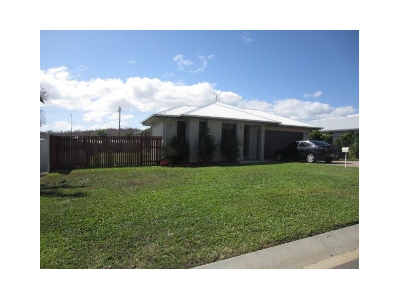 37 Bilbao Place, Bushland Beach QLD 4818