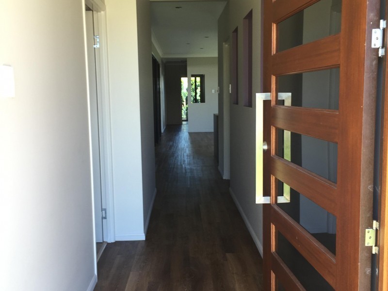 37 Bilbao Place, Bushland Beach QLD 4818