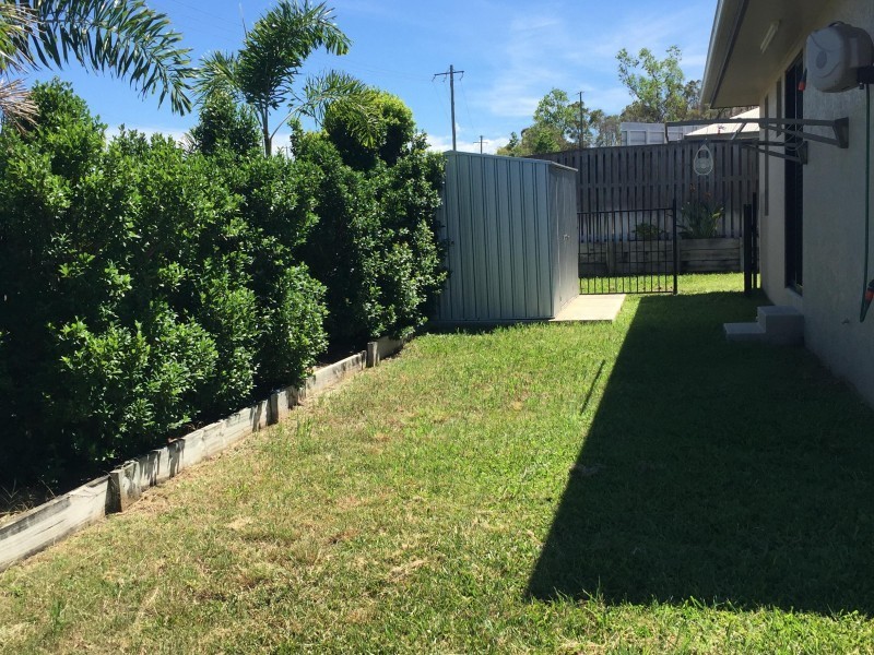 37 Bilbao Place, Bushland Beach QLD 4818
