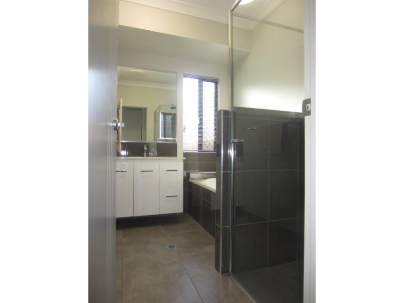 13 Velasco Lane, Burdell QLD 4818