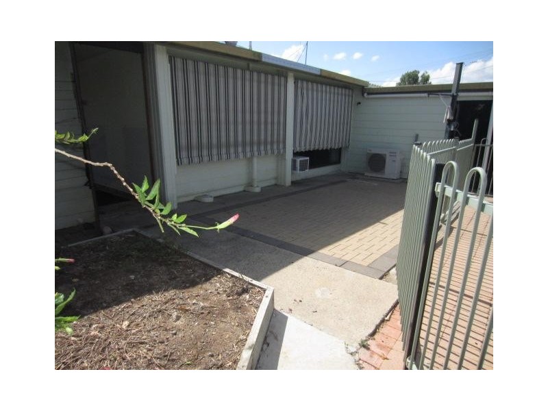 5 Davies Street, Mount Louisa QLD 4814