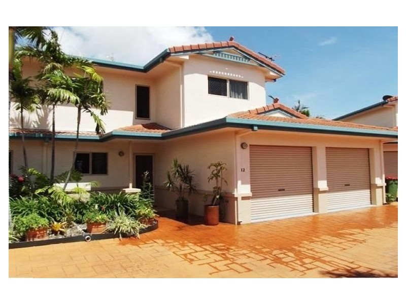 12/30  Martinez Avenue, West End QLD 4810