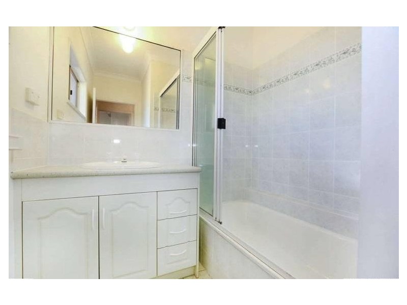 12/30  Martinez Avenue, West End QLD 4810