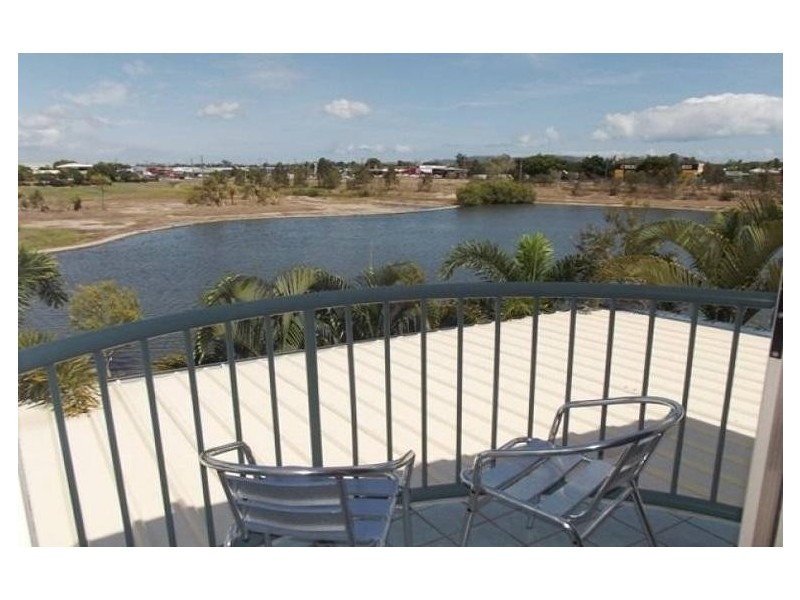 12/30  Martinez Avenue, West End QLD 4810