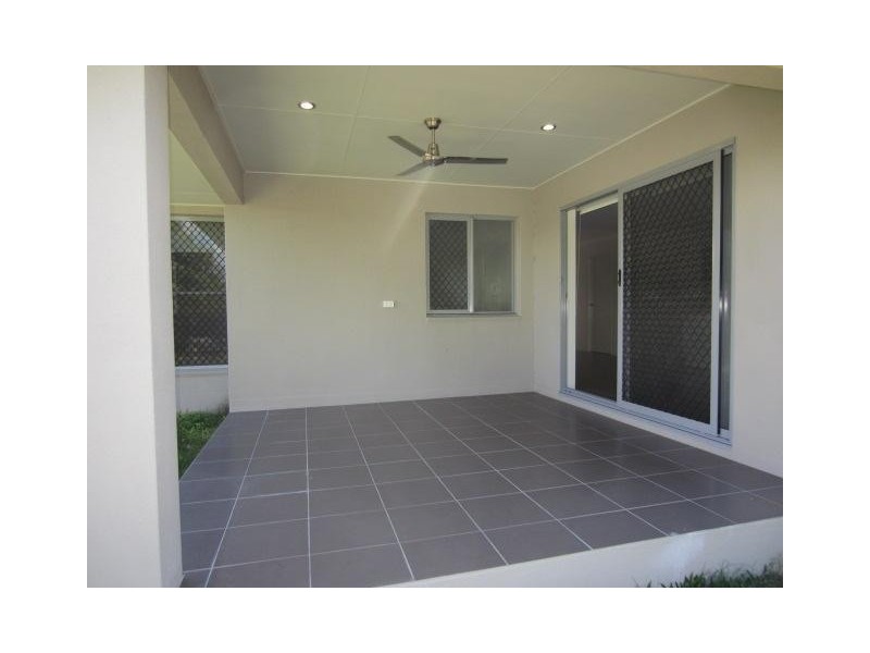 1/50 Boult Crescent, Burdell QLD 4818