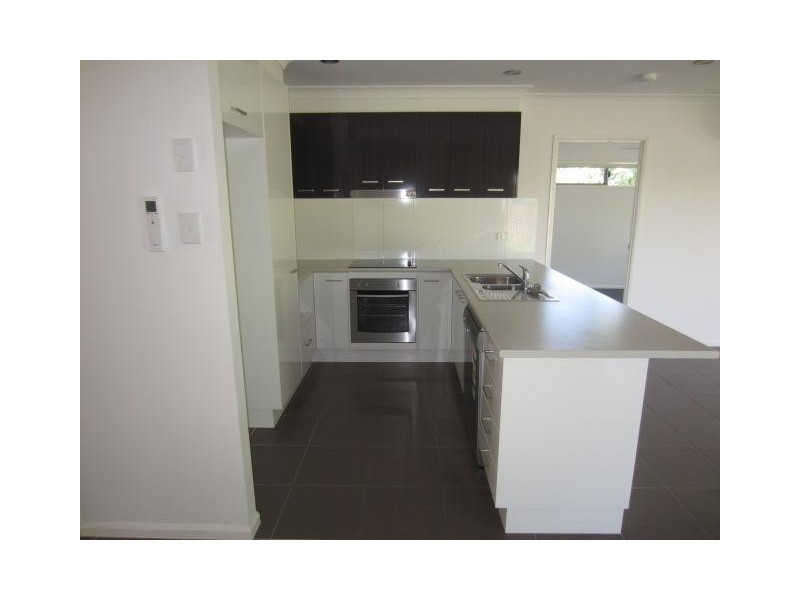 1/50 Boult Crescent, Burdell QLD 4818