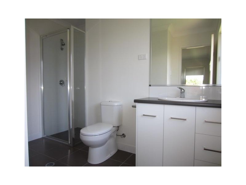 1/50 Boult Crescent, Burdell QLD 4818