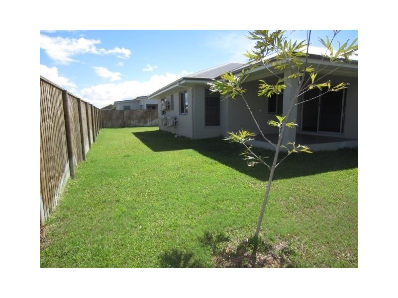 1/50 Boult Crescent, Burdell QLD 4818