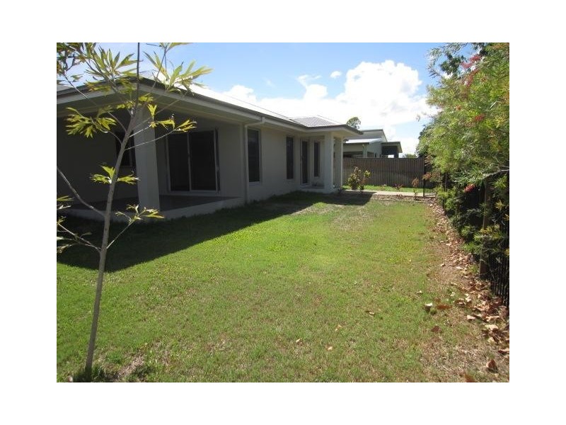 1/50 Boult Crescent, Burdell QLD 4818