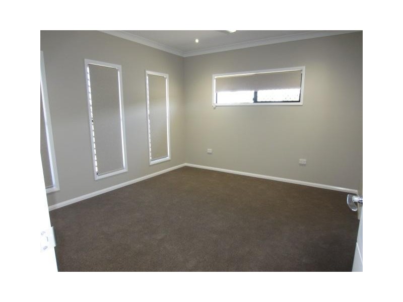 21 Eden Park Drive, Jensen QLD 4818