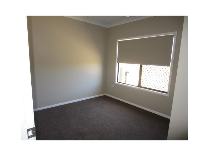 21 Eden Park Drive, Jensen QLD 4818