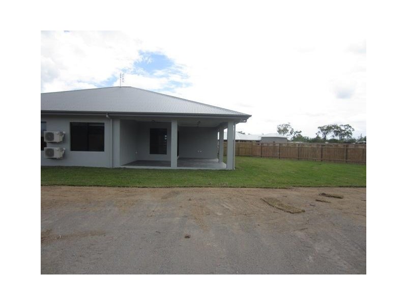 21 Eden Park Drive, Jensen QLD 4818