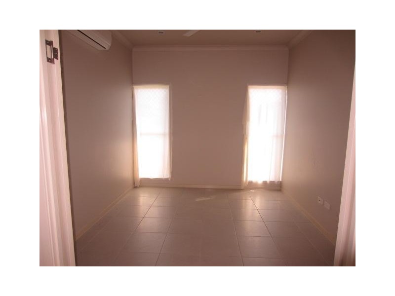 24  Baros Street, Burdell QLD 4818