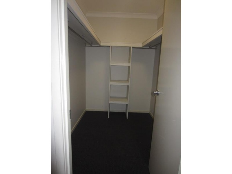 24  Baros Street, Burdell QLD 4818