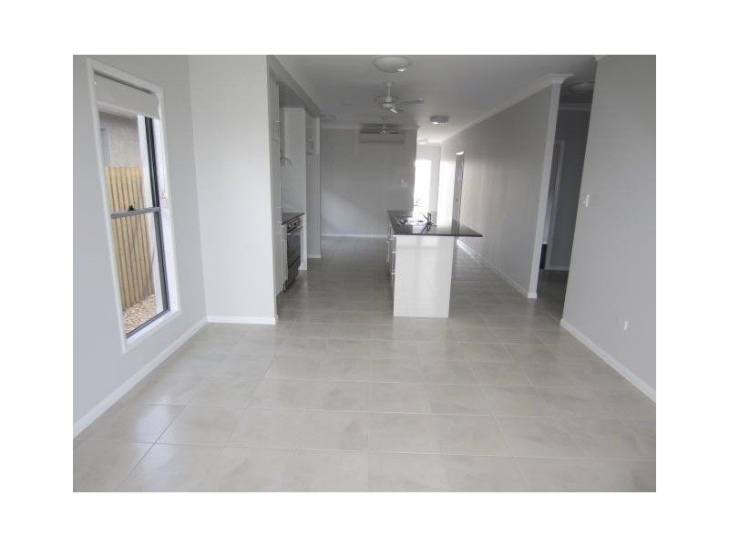 8 Ribaldo Circuit, Burdell QLD 4818