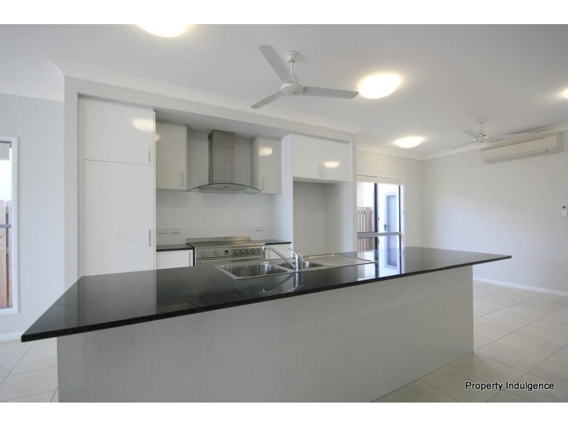 8 Ribaldo Circuit, Burdell QLD 4818