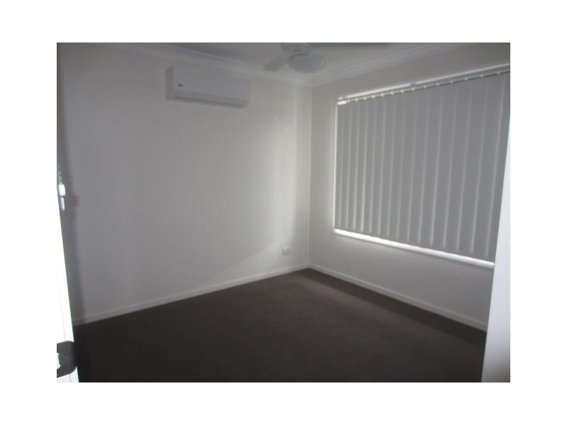 2/54 Margaret Ellen Drive, Kelso QLD 4815