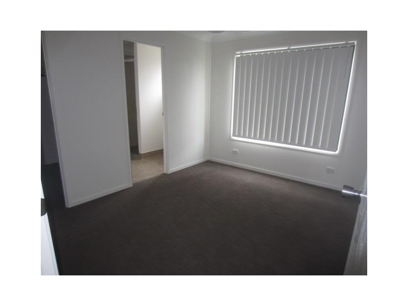 2/54 Margaret Ellen Drive, Kelso QLD 4815