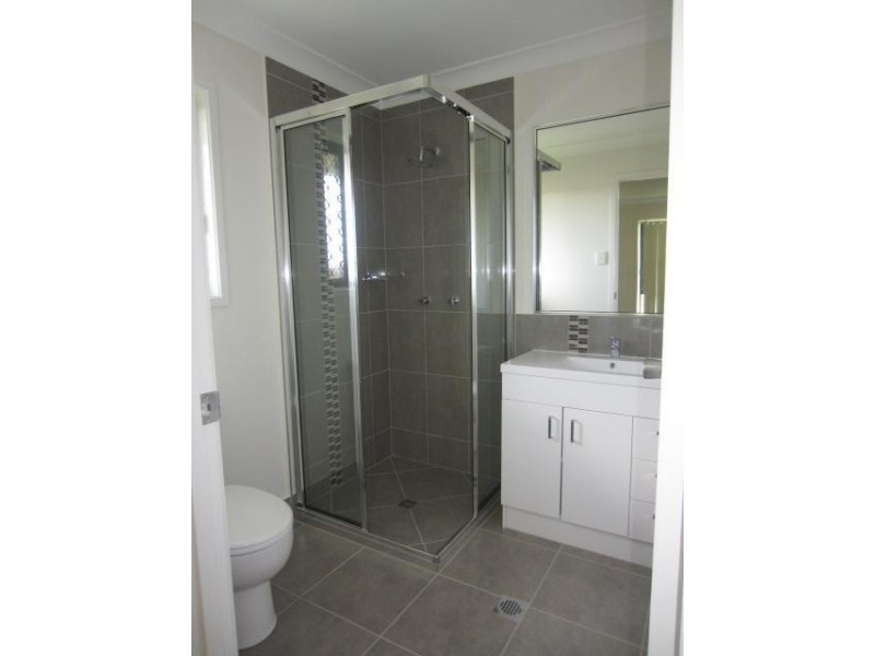 16 Thornbush Street, Mount Low QLD 4818