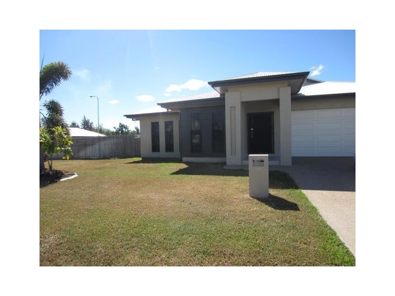 37  Daydream Circuit, Burdell QLD 4818