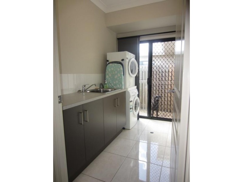 37  Daydream Circuit, Burdell QLD 4818