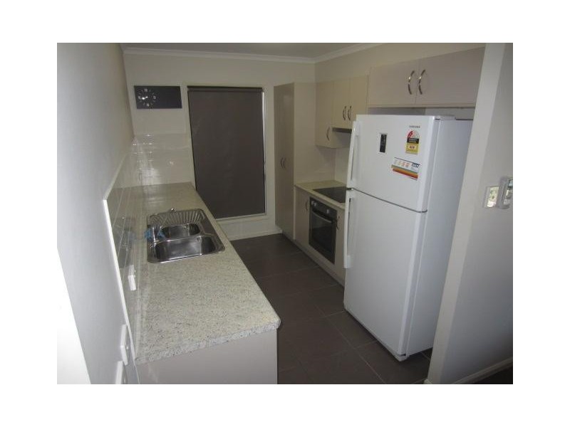 13 Daydream Circuit, Burdell QLD 4818