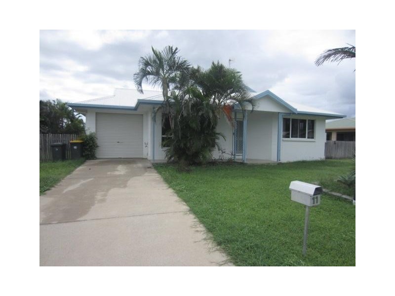 11 Kinnardy Street, Burdell QLD 4818