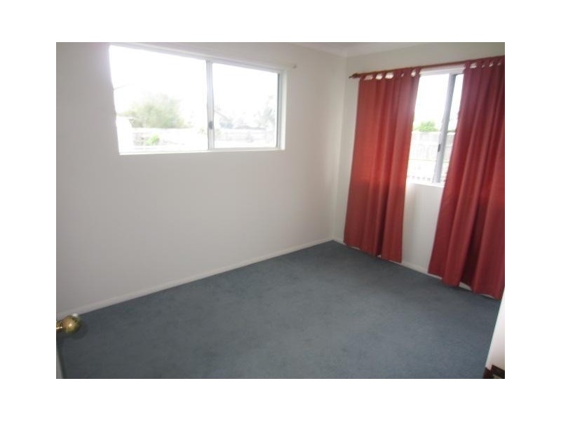 11 Kinnardy Street, Burdell QLD 4818