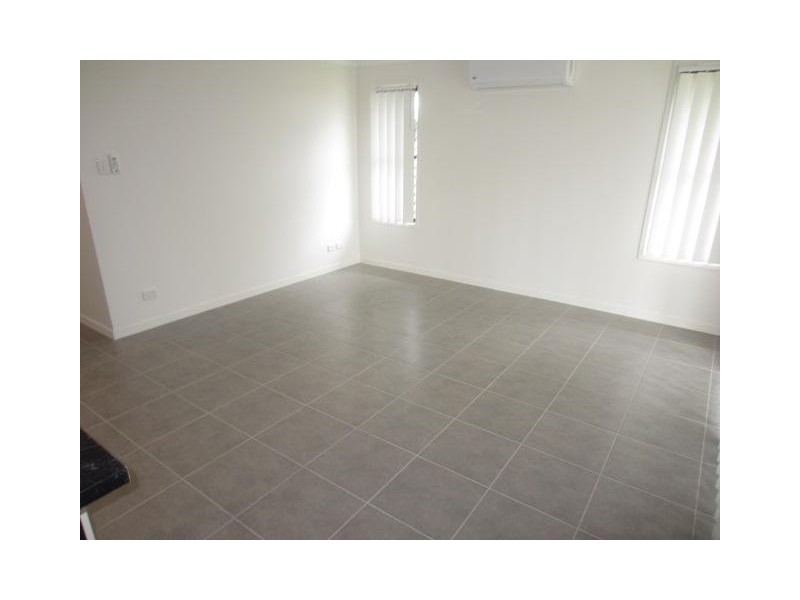 1/22 Hollanders Crescent, Kelso QLD 4815