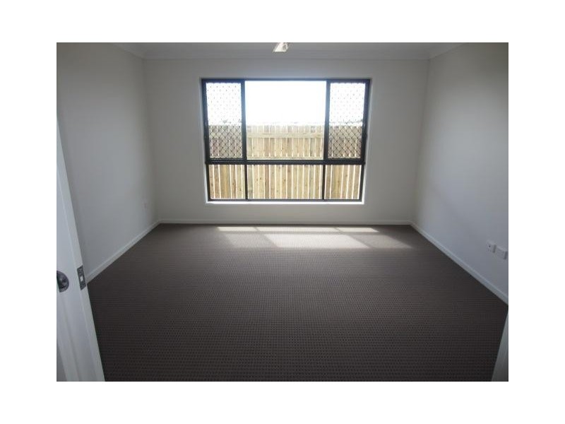 26 Speargrass Parade, Mount Low QLD 4818