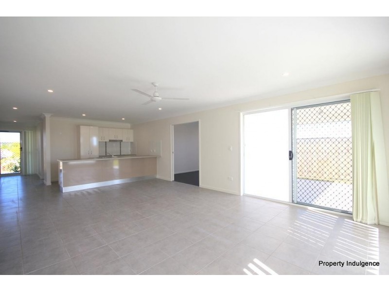 13 Speargrass Parade, Mount Low QLD 4818
