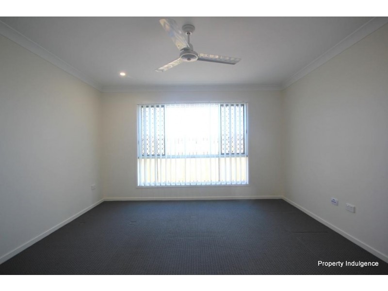 13 Speargrass Parade, Mount Low QLD 4818