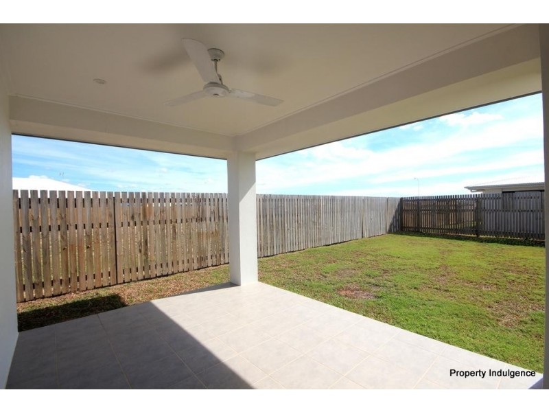 13 Speargrass Parade, Mount Low QLD 4818