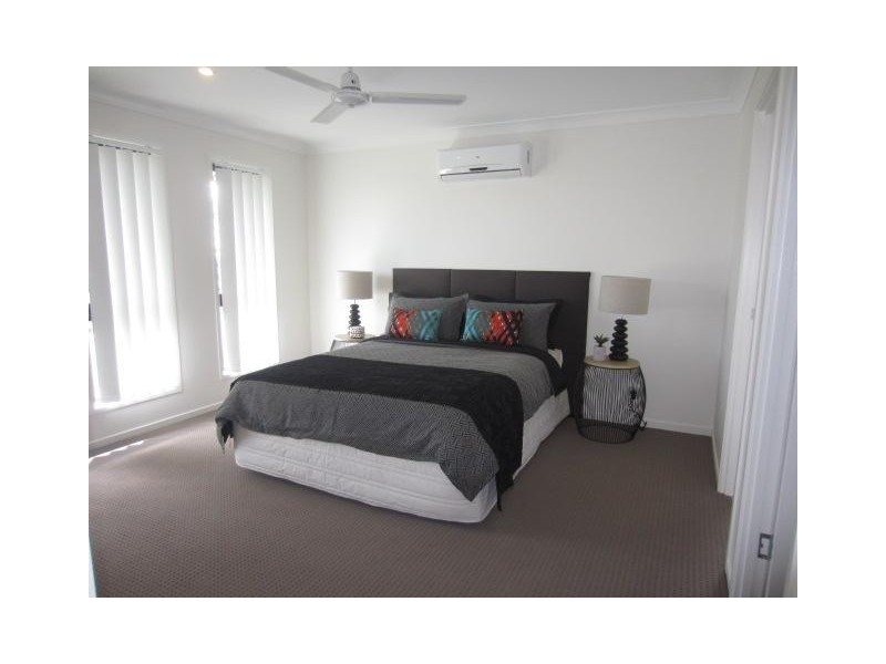 13 Speargrass Parade, Mount Low QLD 4818