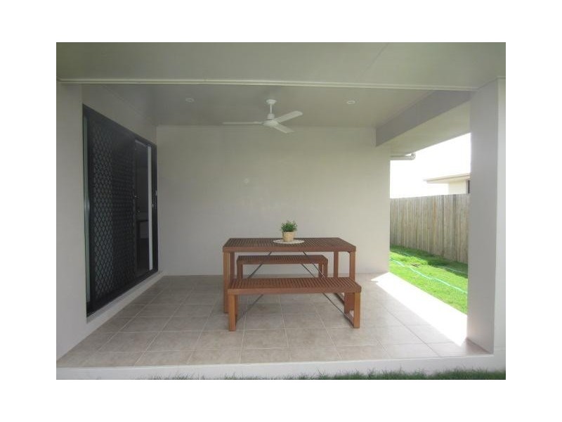 13 Speargrass Parade, Mount Low QLD 4818