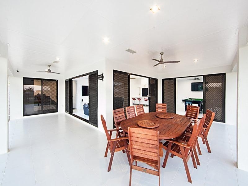 8 Pongamia Parade, Mount Low QLD 4818