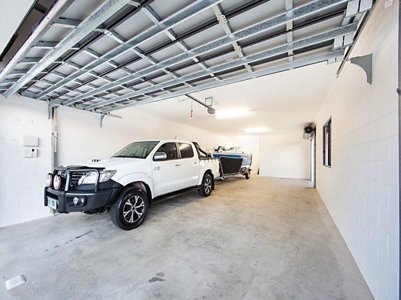 8 Pongamia Parade, Mount Low QLD 4818